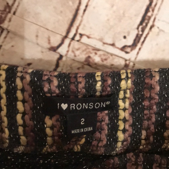 I love Ronson skirt. 🔴 - Picture 2 of 3